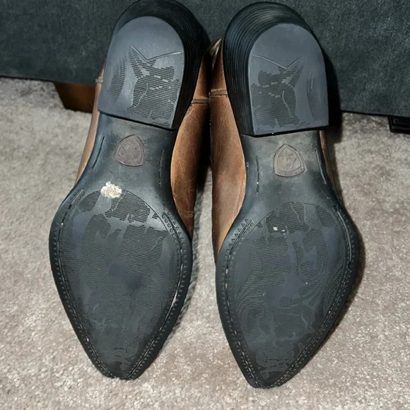 Ariat Women’s western boots - Picture 7 of 15